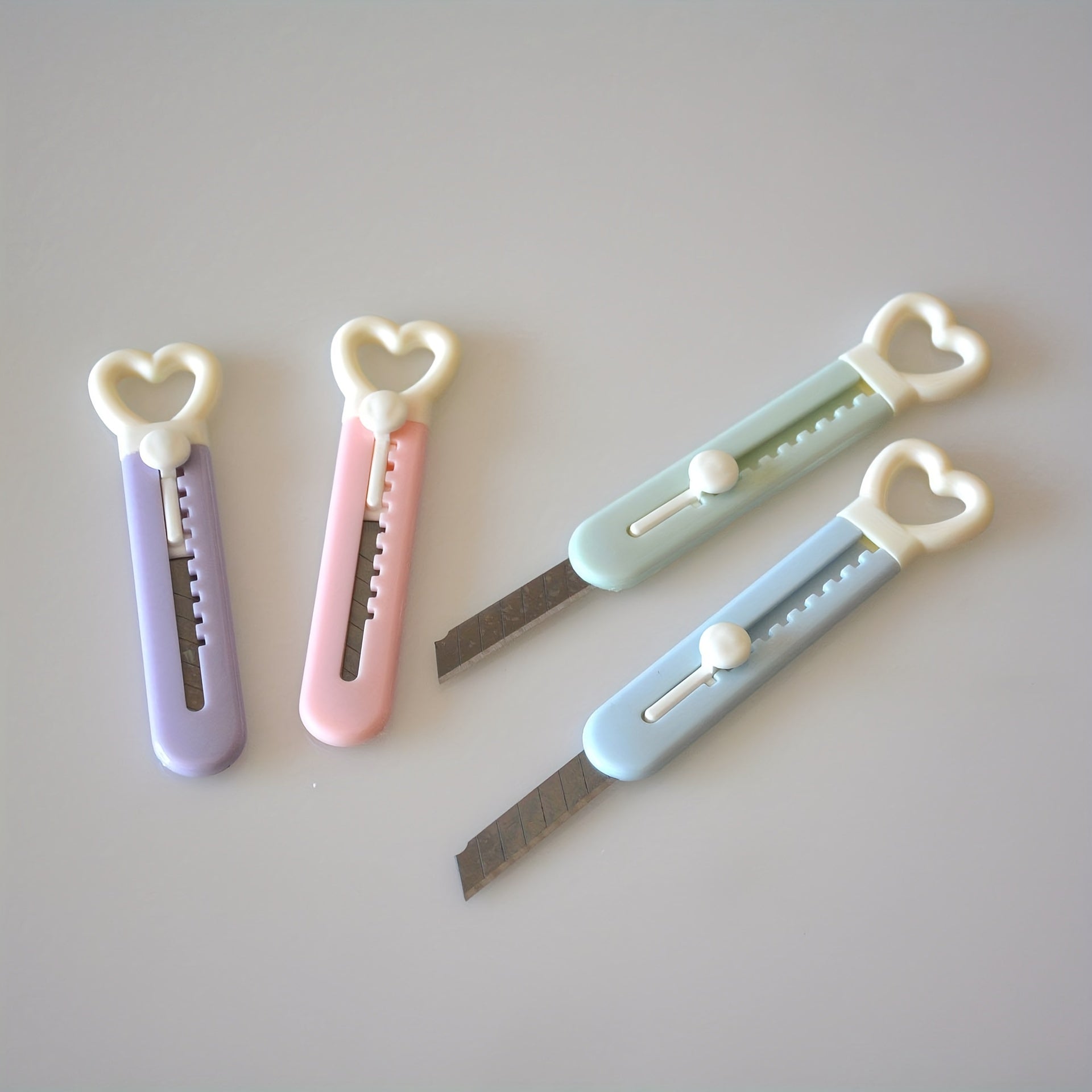 Heart Shape Retractable Box Cutters Office & Home Use