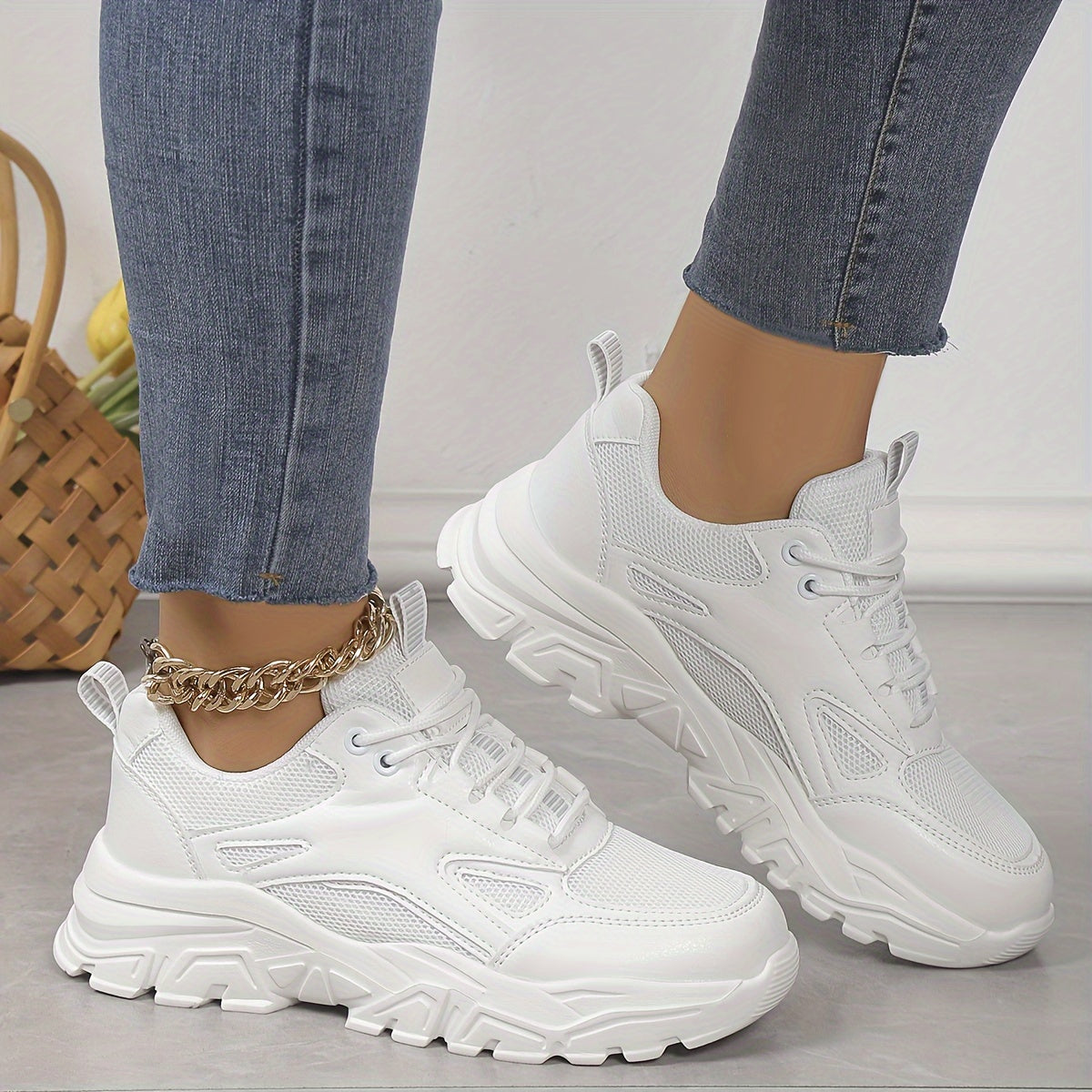 Women's Lace up Breathable Mesh Running Shoes for Walking Jogging Fitness