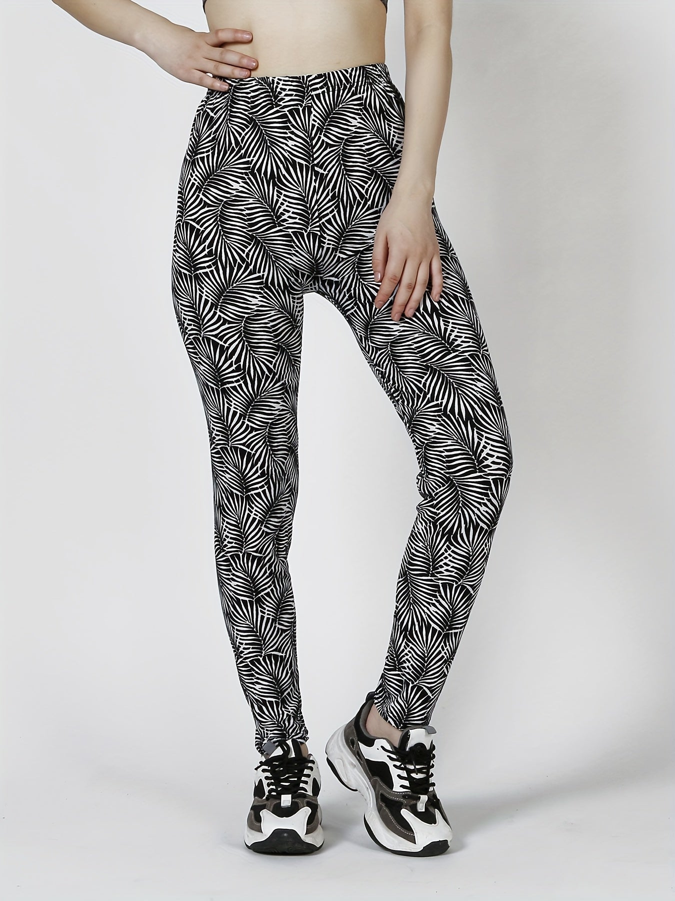 Leaf Print Skinny Leggings for Women