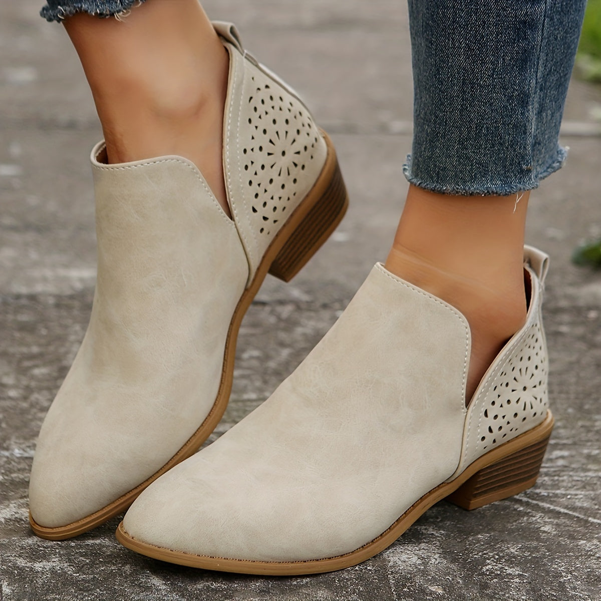 Women's Perforated Short Boots Retro Pointed Toe Stacked Chunky Heels