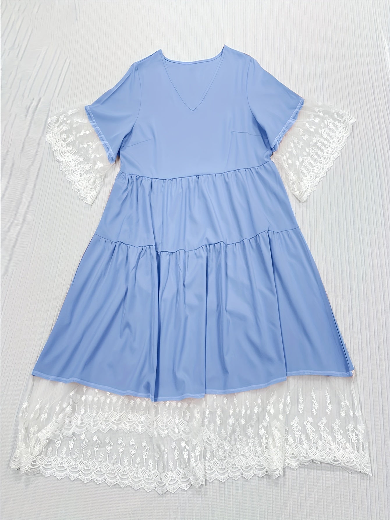  Contrast Lace Bell Sleeve V Neck Smock Dress