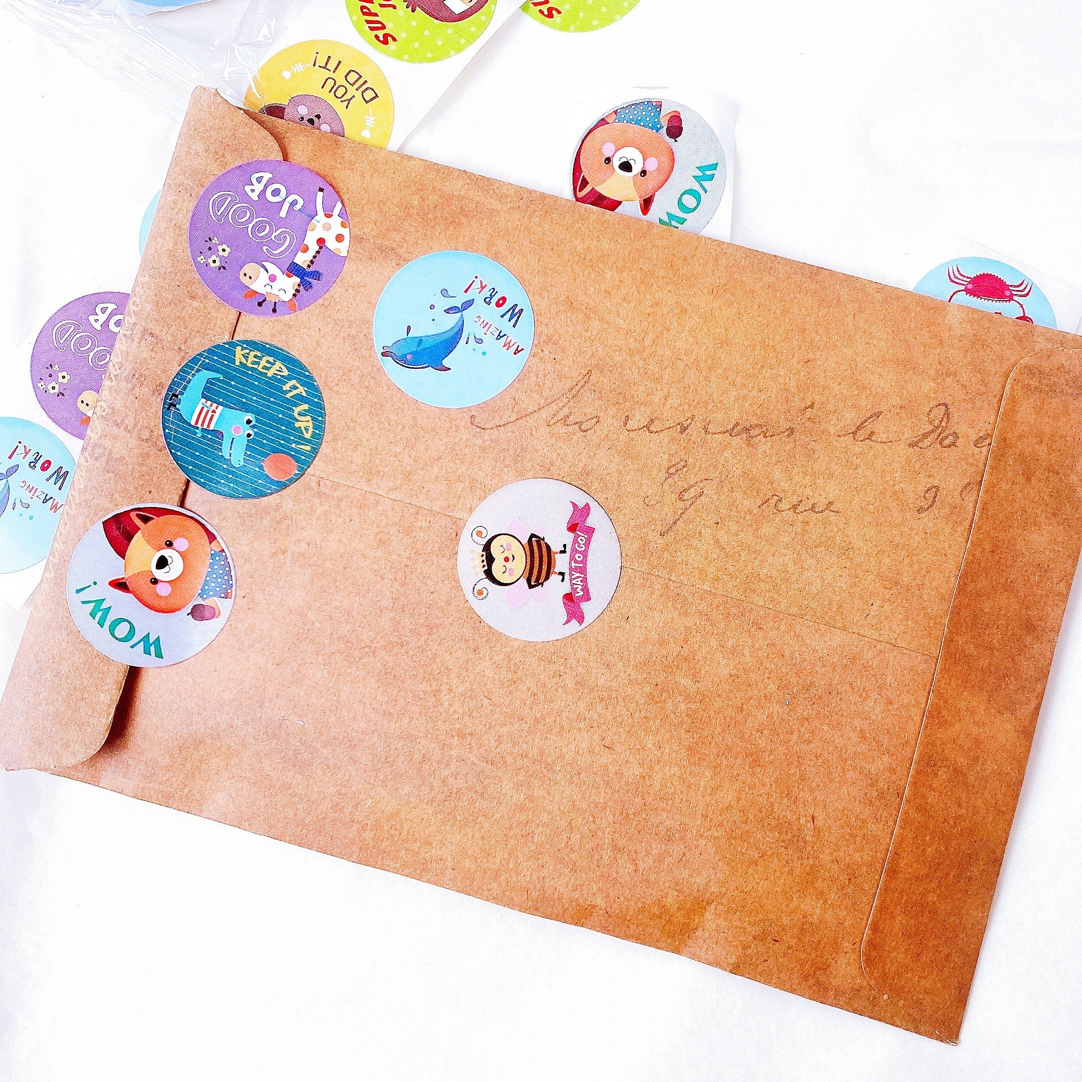 500pcs Roll Reward Encouragement Stickers Round Animal Sealing Stickers
