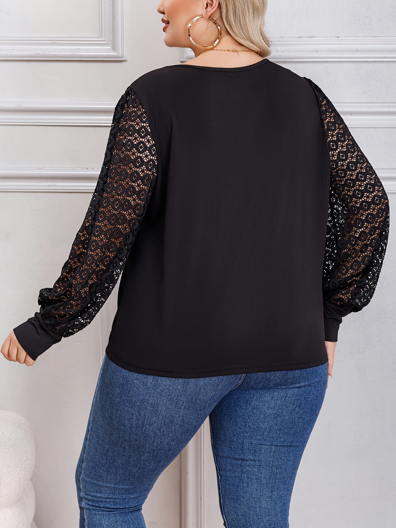  Lace Sleeve Round Neck Top