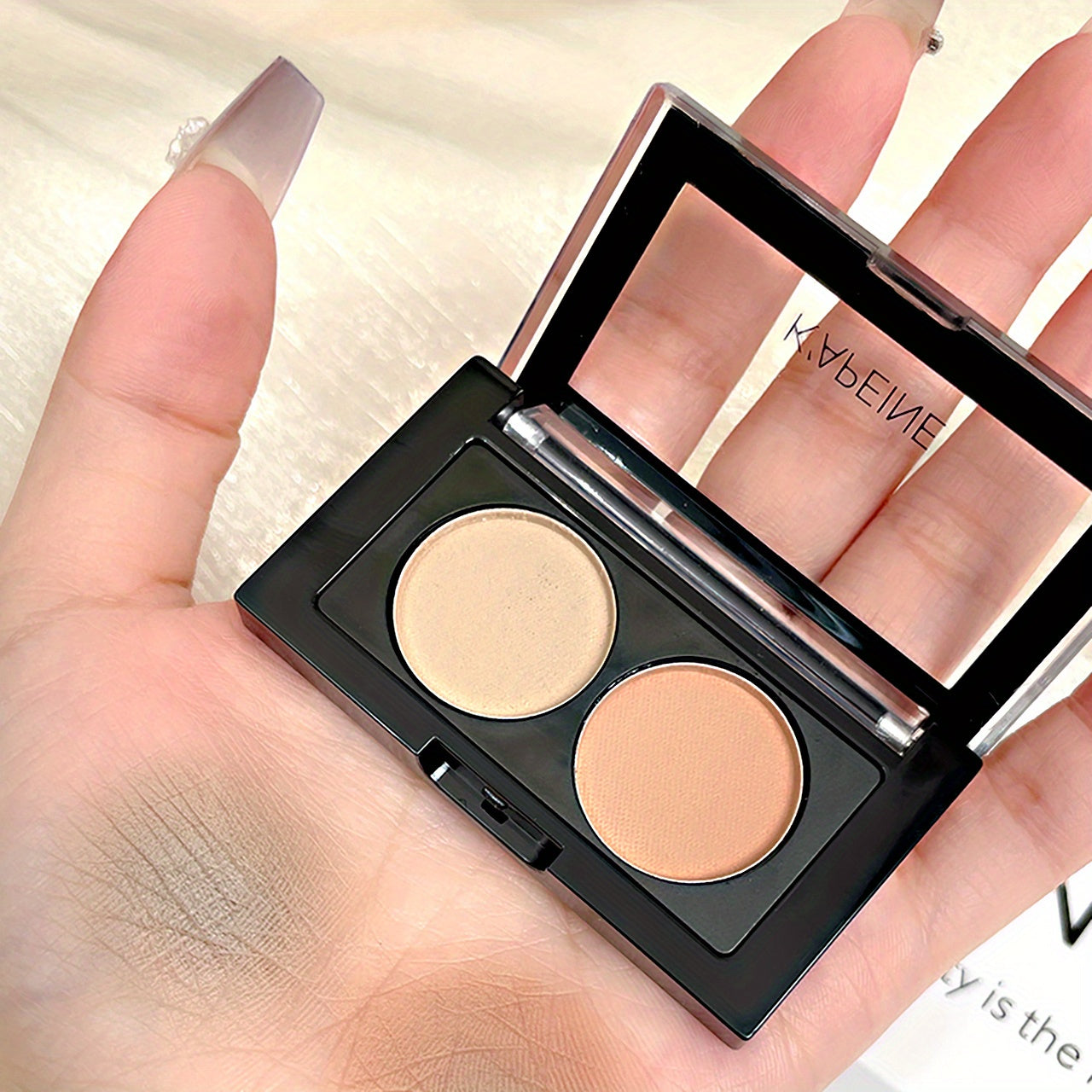 2-Color Eyeshadow Palette Matte Shimmer Pink Portable