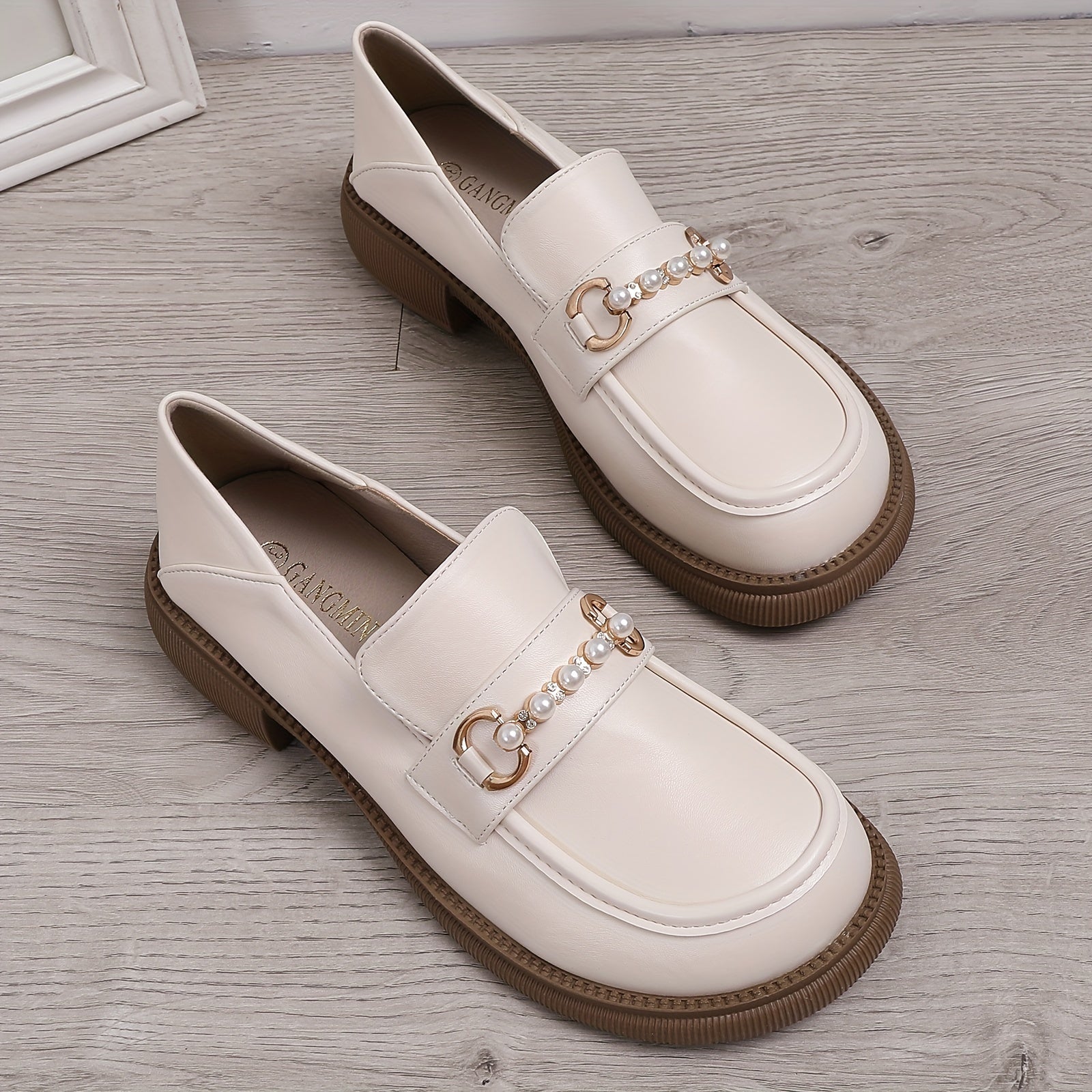 Women's Pearl Loafers Preppy Style Leather Shoes