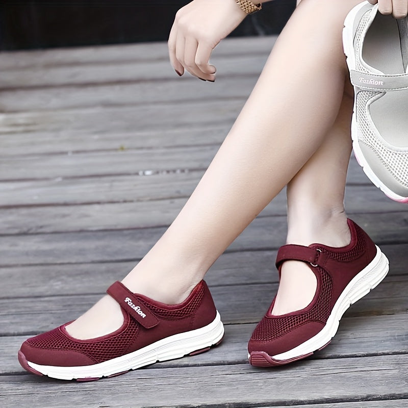 Women's Mesh Flat Sandals Breathable Non Slip Walking Shoes