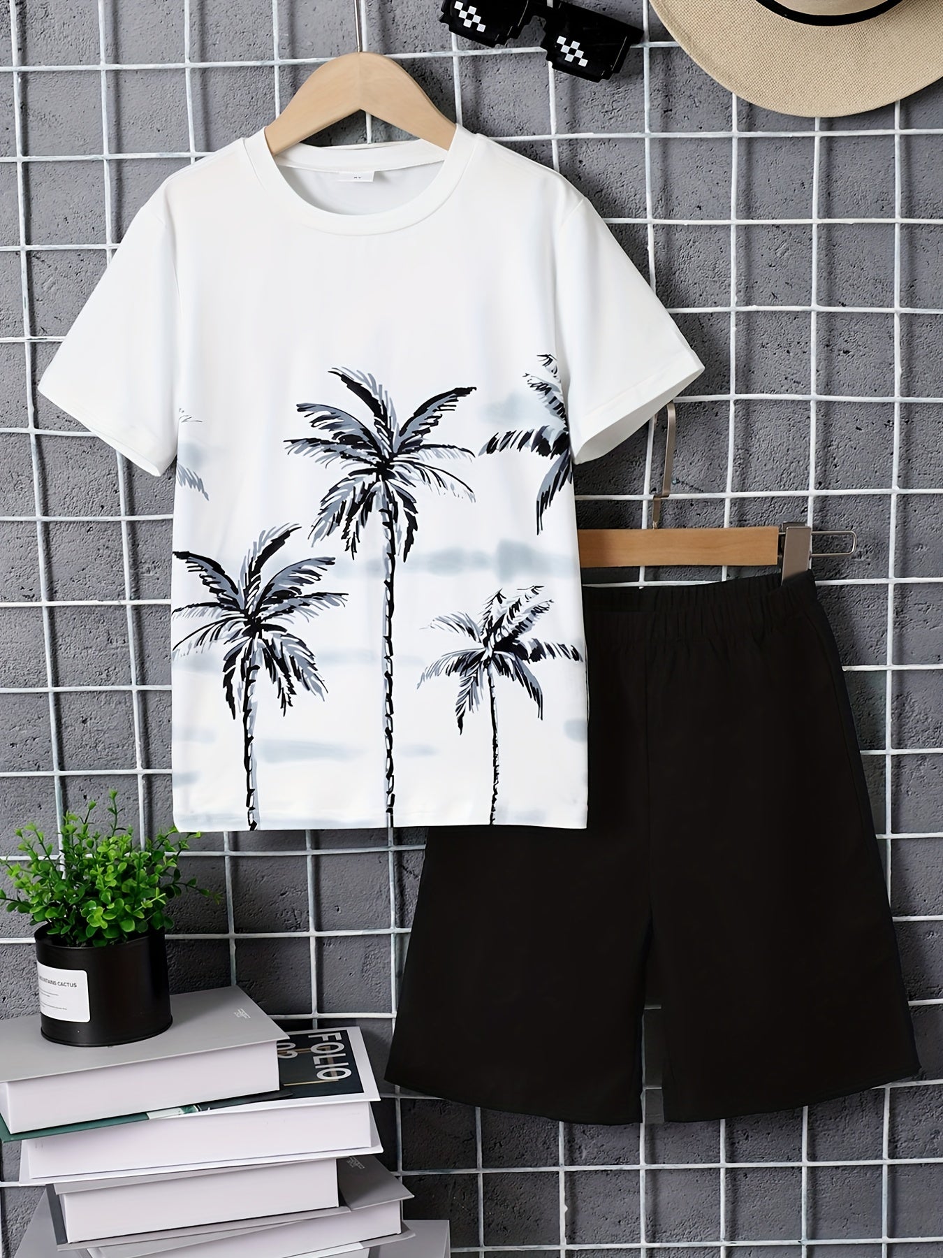 Boys Coconut Trees Casual Outfit T-shirt & Shorts Summer Set