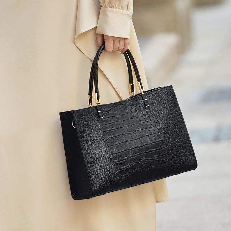 Crocodile Pattern Cowhide Handbag with Detachable Shoulder Strap
