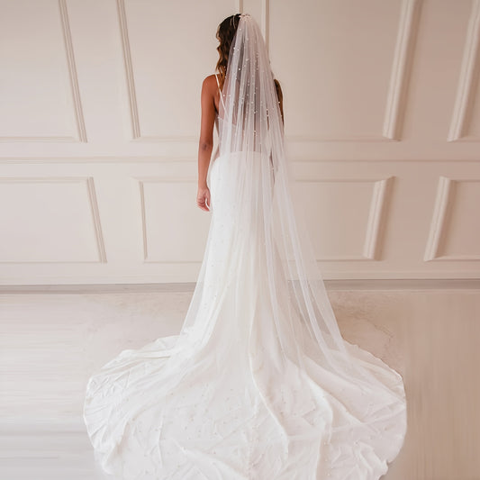 Bride Wedding Dress Veil with Nail Bead Tassel