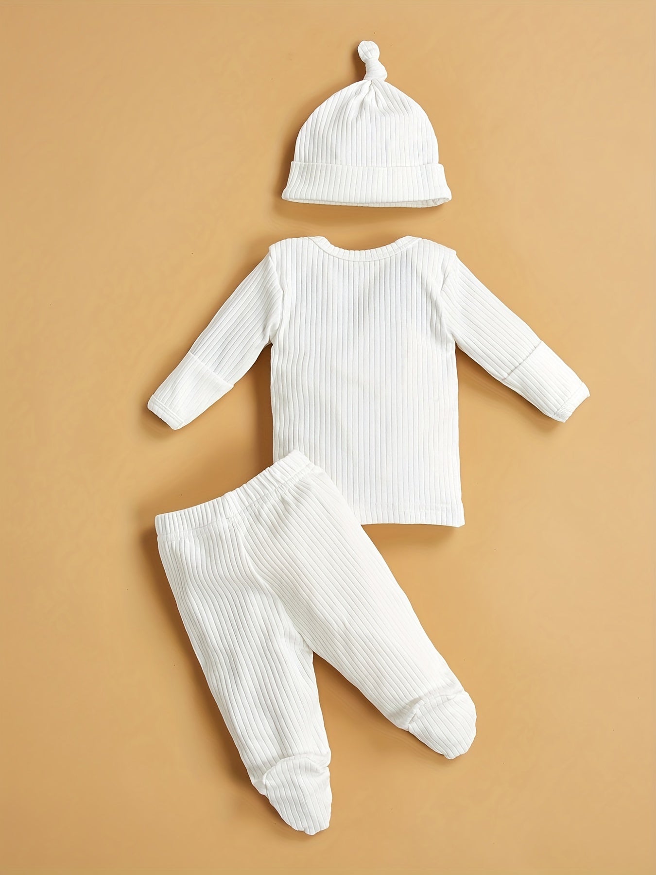Newborn Suit Gift Pack with Hat and Blanket