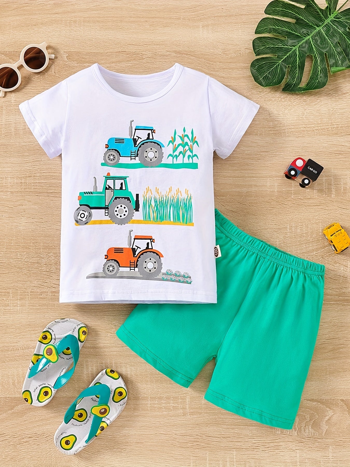 Boys Tractors Print T-shirt & Shorts Summer Outfit