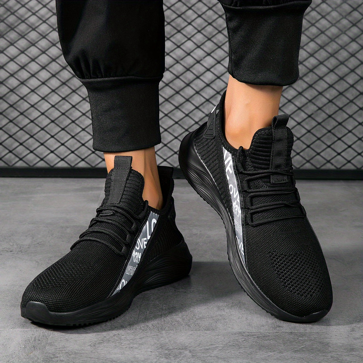 Men's Slip-On Sneakers with Shoelaces Breathable Mesh Athletic Shoes