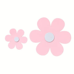 Small Daisy Cake Decoration for Fresh Birthday Cake Look