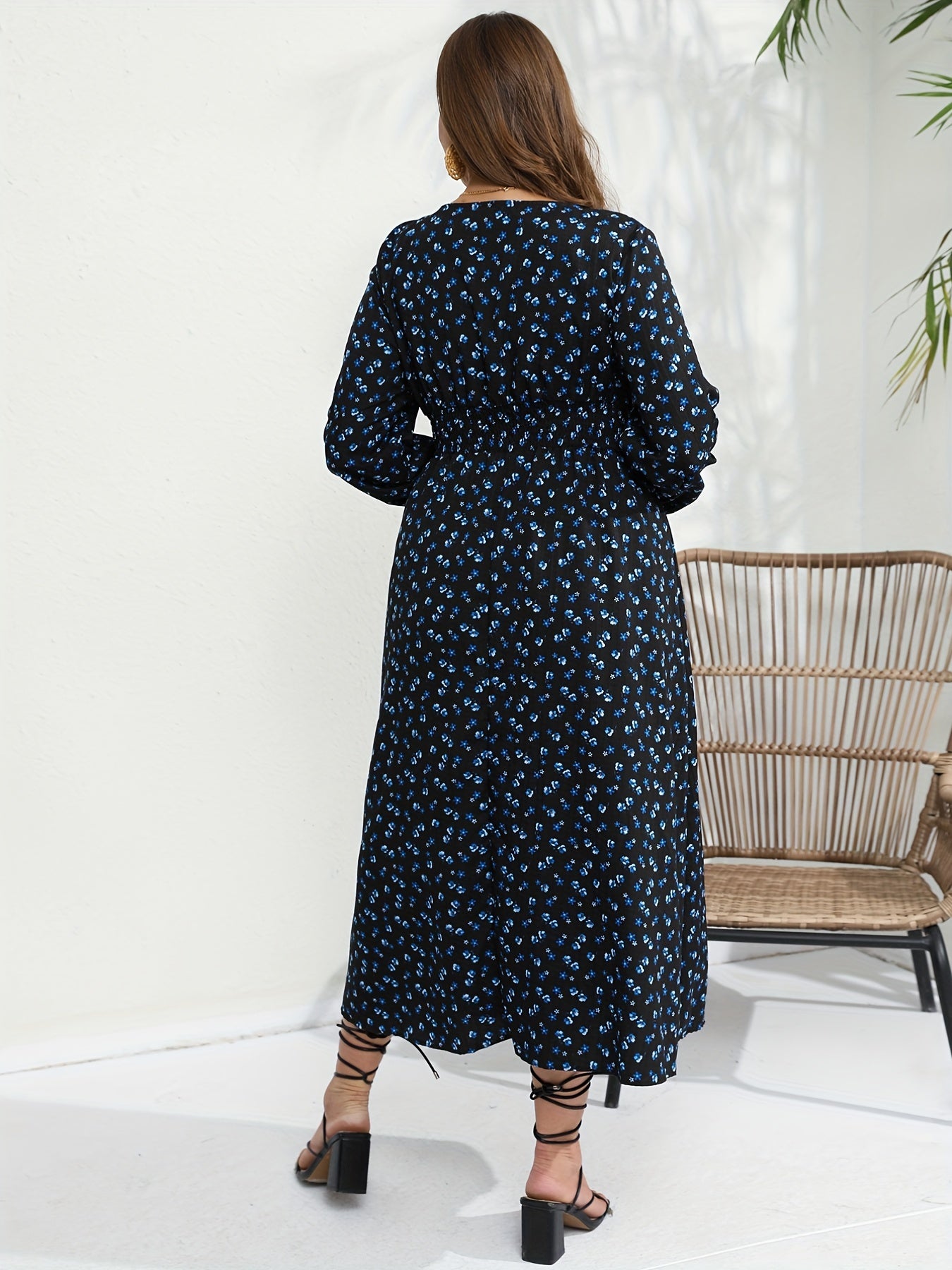  Ditsy Print Long Sleeve Maxi Dress