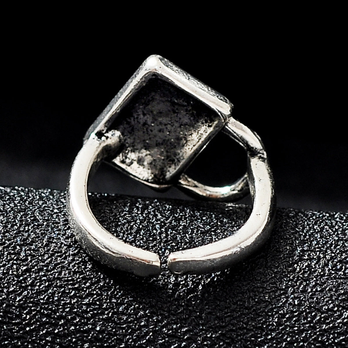 Vintage Style Men's Lock Shaped Ring