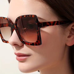 Oversized Square Frame Sunglasses UV400 Gradient Lens Beach Glasses