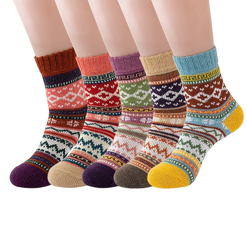 Breathable Women's Crew Socks Retro Style Casual Wear