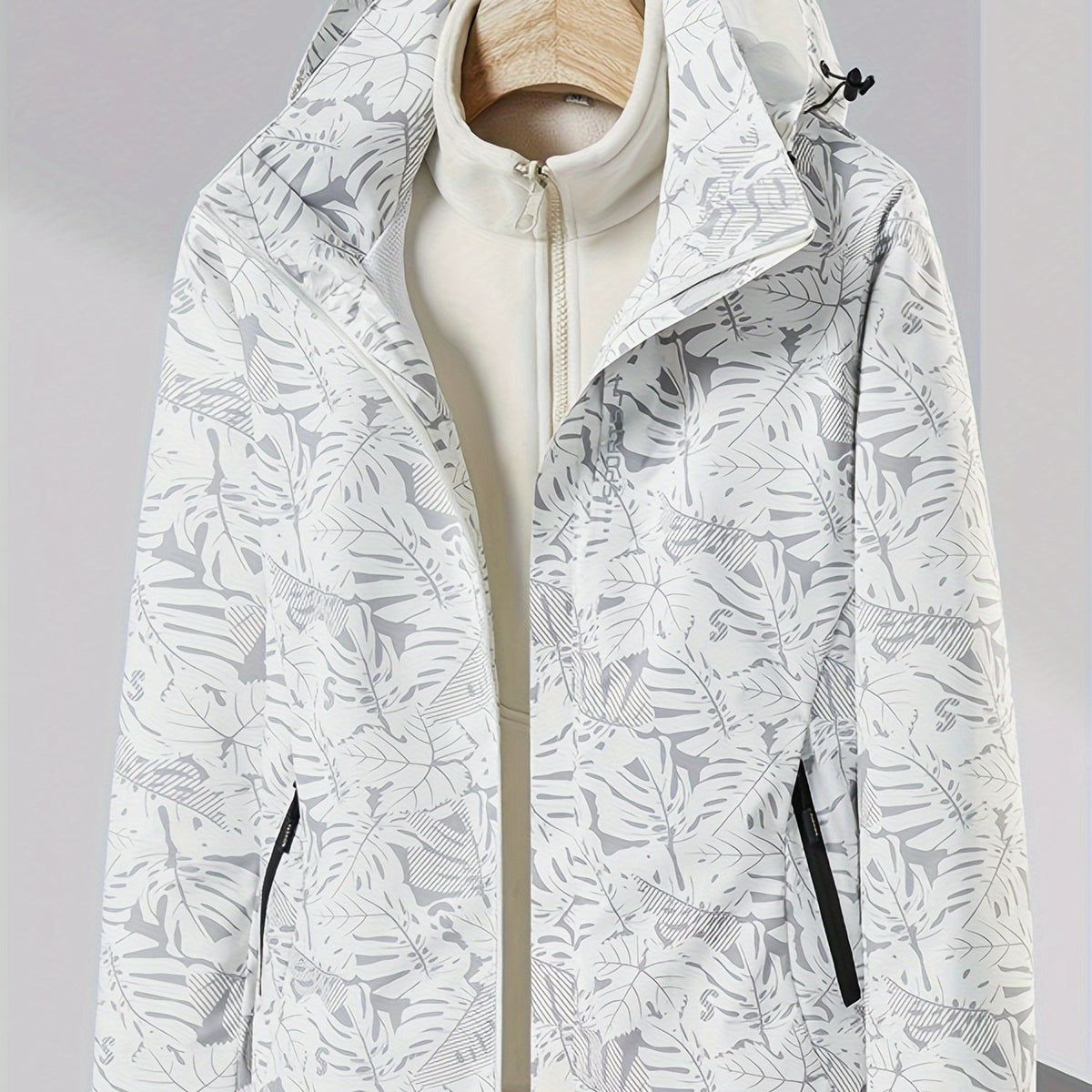 3 in 1 Outdoor Sports Jacket Windproof Warm Women's Activewear
