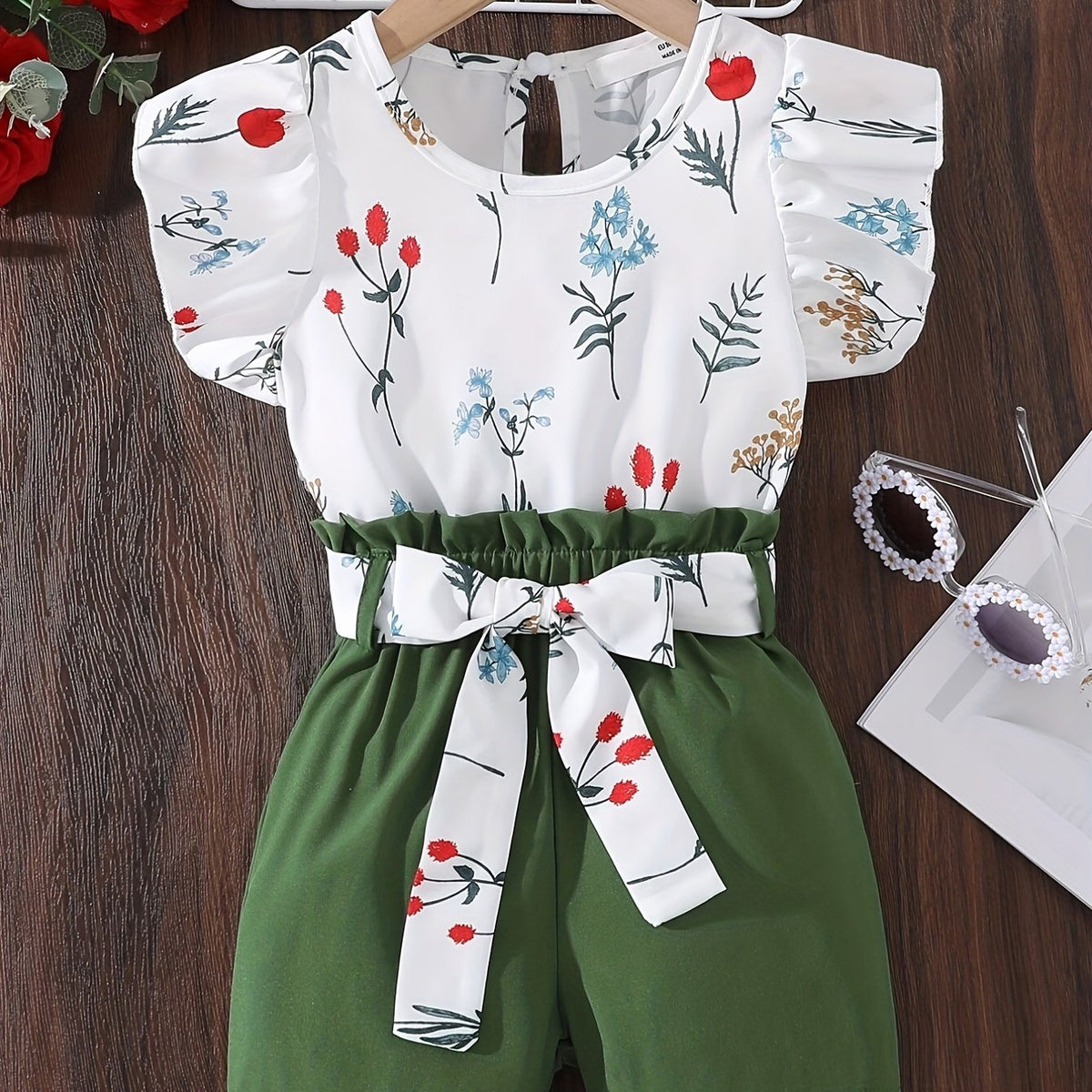 Girl's Floral Pattern Ruffle Sleeve Shirt & Belted Shorts Set