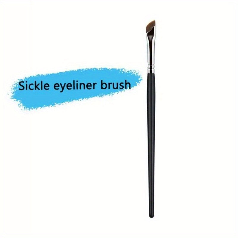 Precision Eyeliner Brush for Detailed Application