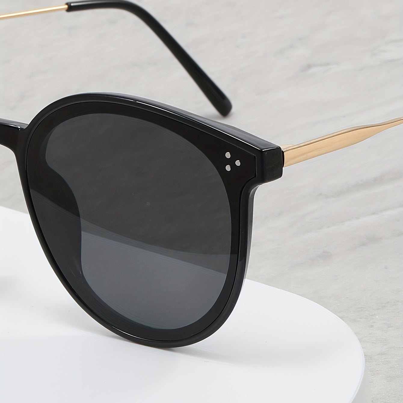 Men's Round Sunglasses UV Protection for Outdoor Sports