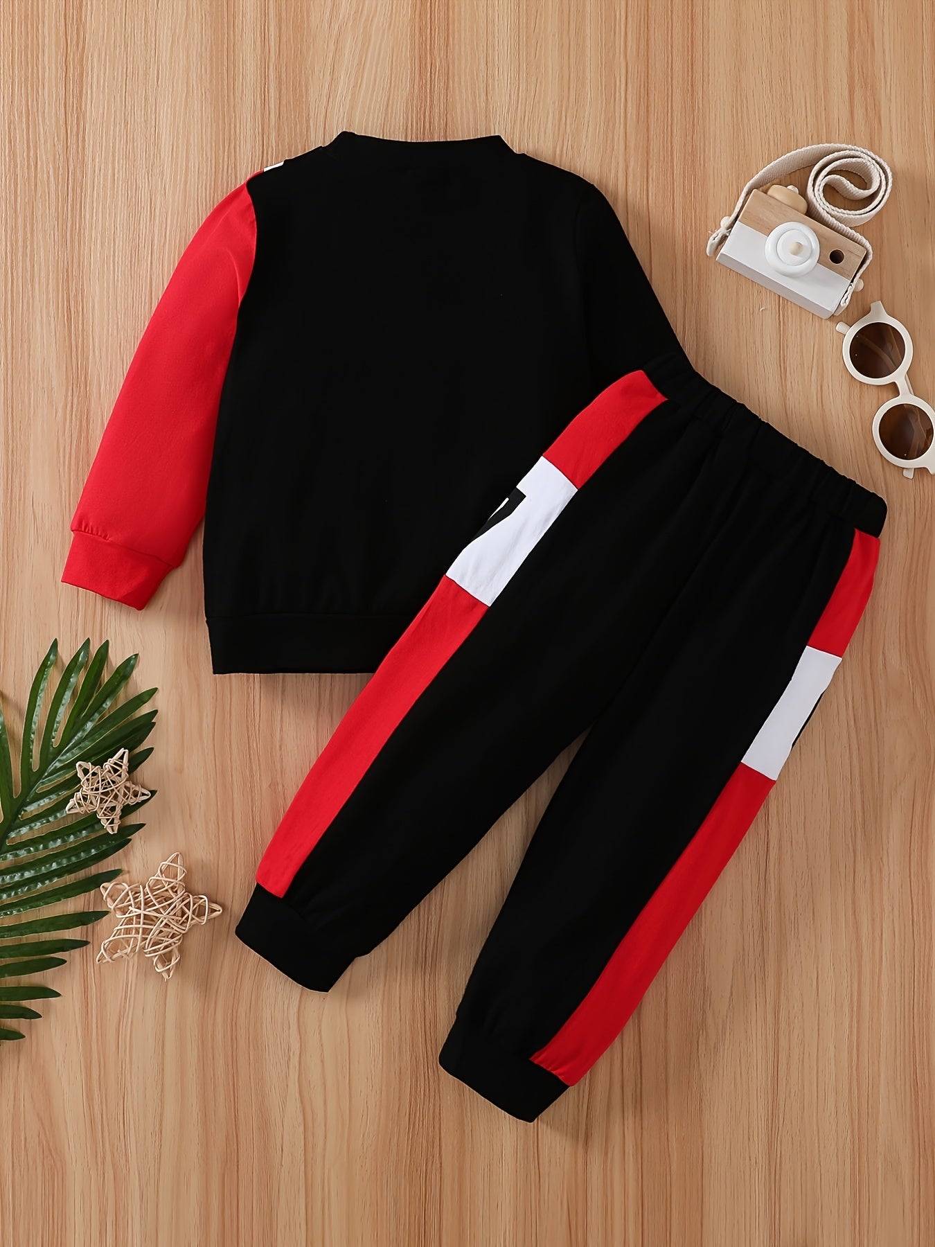 Boys Pullover Sweatshirt & Jogger Pants Set