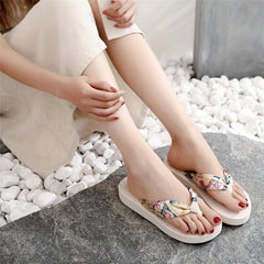 Women's Floral Summer Flip Flops Lightweight Beach Slides