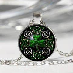 Celtic Lucky Clover Pendant Necklace Tibetan Silver Chain Gift