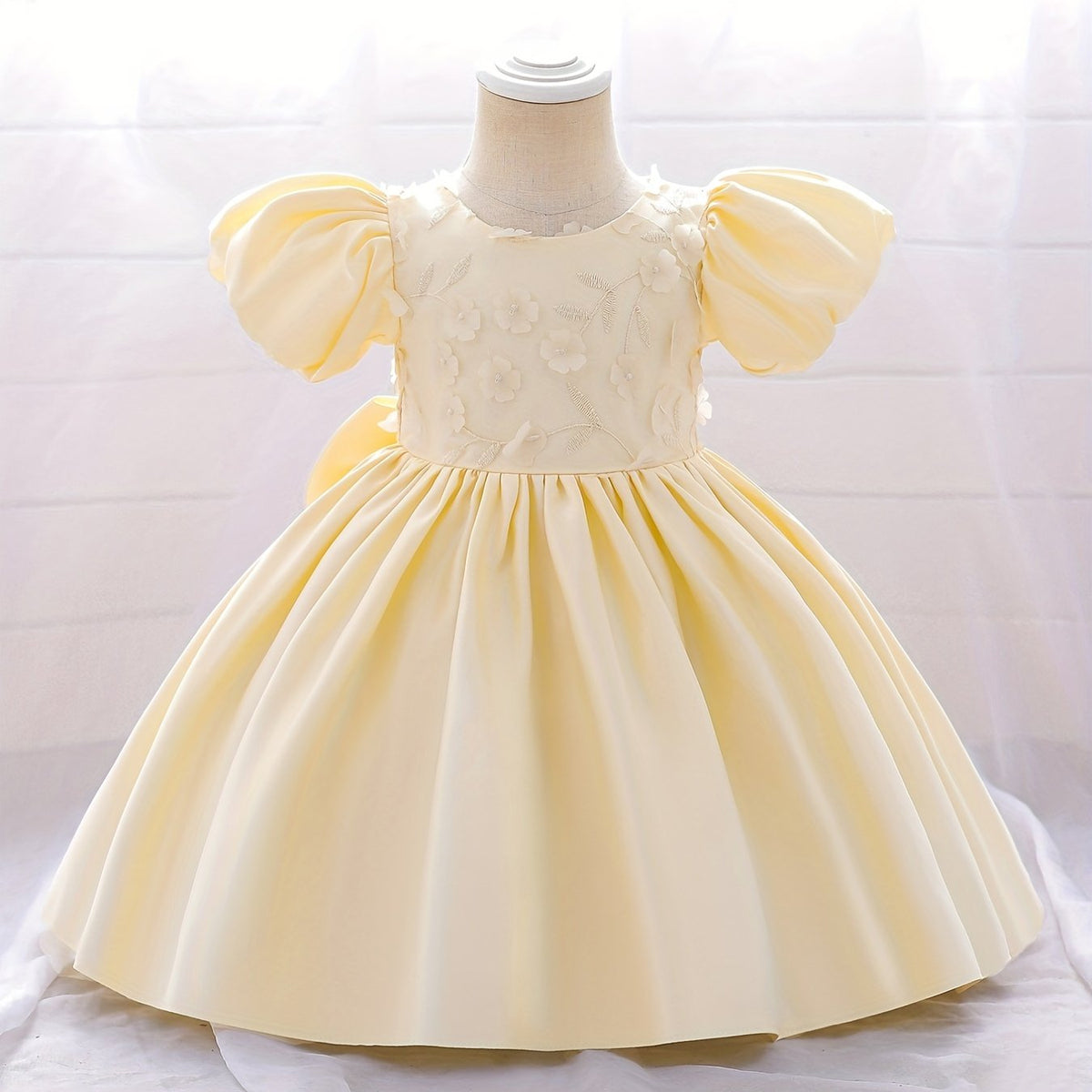 Girls Puff Sleeve Princess Dress with Flower Decor