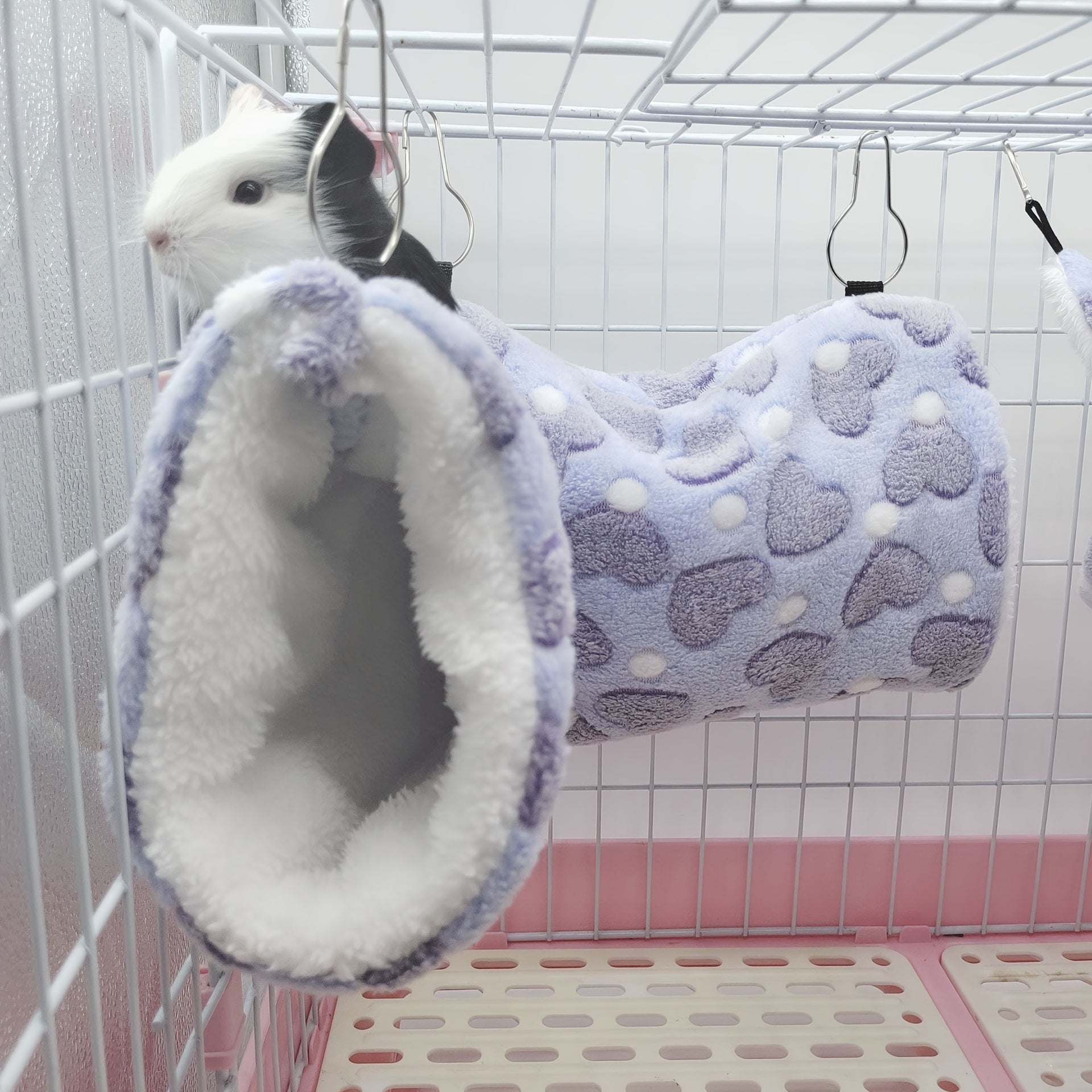 Cozy Hanging Tunnels for Small Pets