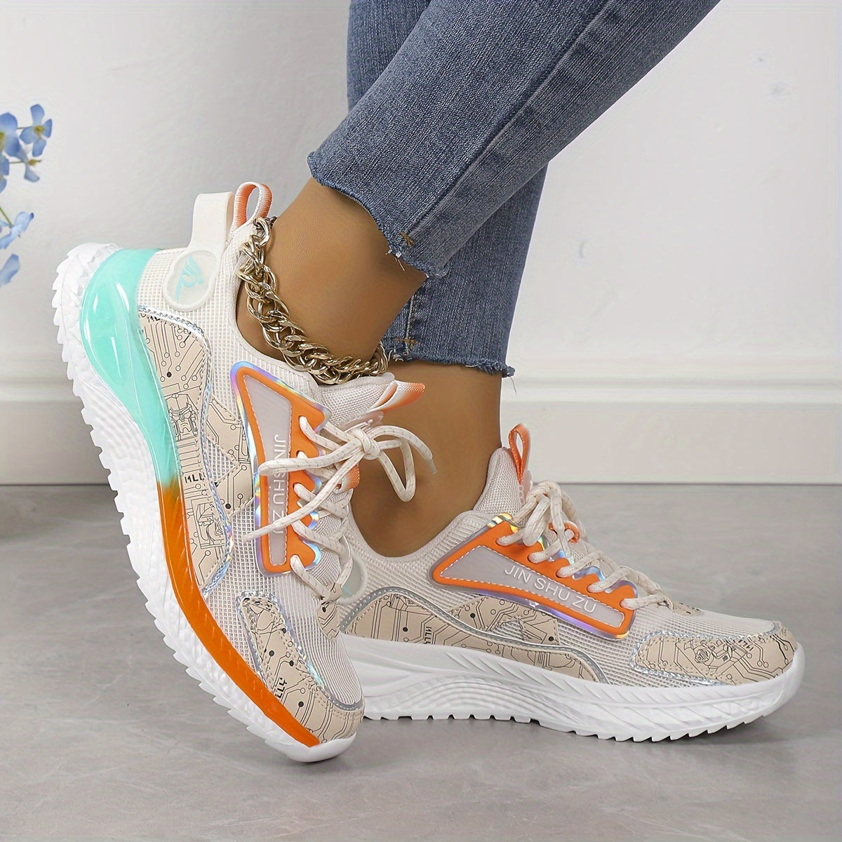 Women's Lace-up Mesh Running Shoes Outdoor Athletic Sneakers