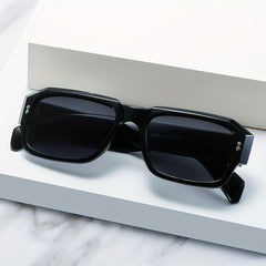 Square Frame Sunglasses Minimalist Rivet Decor UV400