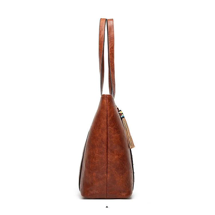 Retro Tassel Rivet Women's Bag Large Capacity Leather Shoulder Bag Handbags