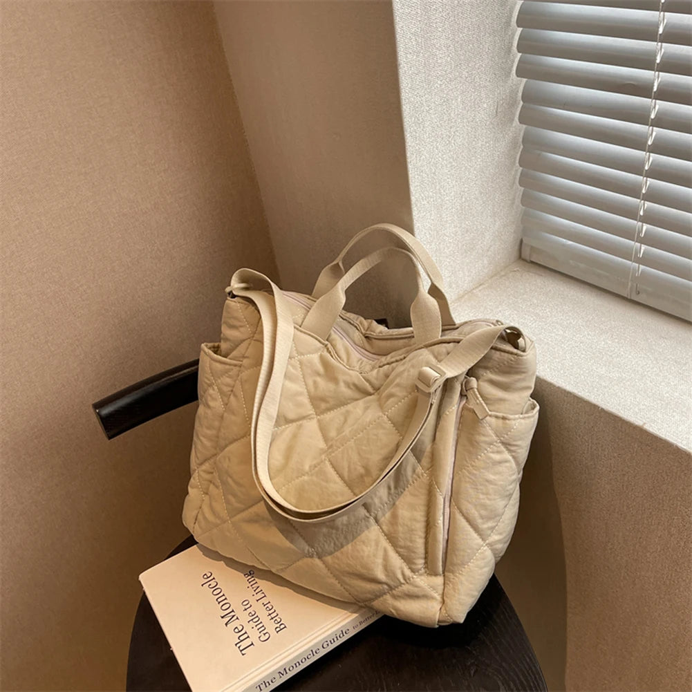Large Capacity Quilted Underarm Bag for Street Shopping
