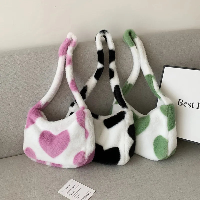 Faux Fur Plush Shoulder Bag Retro Heart Printed Underarm Clutch