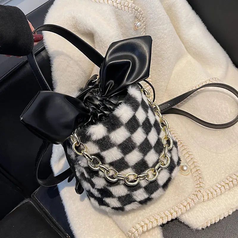 Advanced Niche Furry Bag Women's Crossbody Bucket Bag