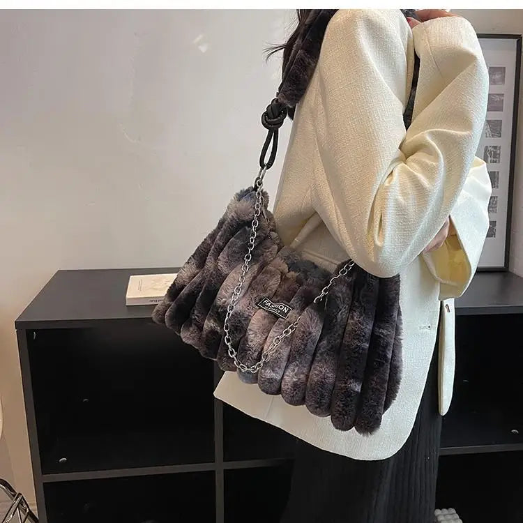 Plush Messenger Bag Autumn/Winter Style Single Shoulder Bucket Bag