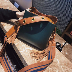 Women Leather Shoulder Bag Crossbody Bucket Bag Width Strap L116