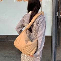 Women's Large Capacity Solid Pleated Shoulder Bag