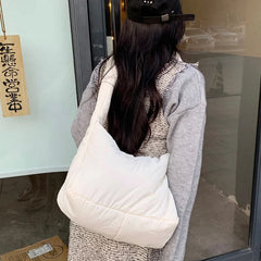 Women's Large Capacity Solid Pleated Shoulder Bag