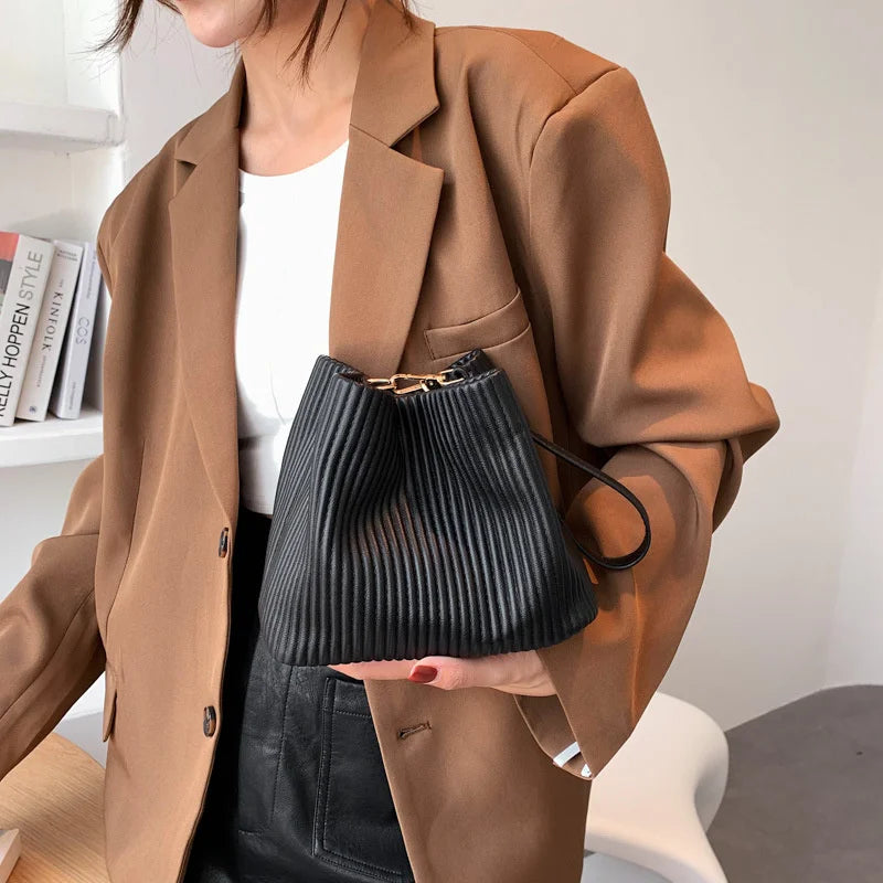 Pleated Large Capacity Bucket Shoulder Bag for Women