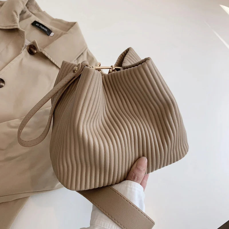 Pleated Large Capacity Bucket Shoulder Bag for Women