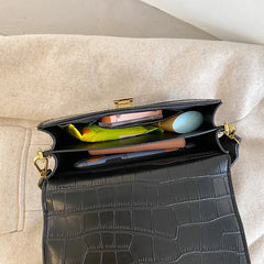 Retro Semicircle Saddle Bag Wide Shoulder Strap Single Shoulder Messenger Bag