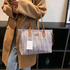 High Capacity Women Shoulder Bags Good Women's Shoulder Totes