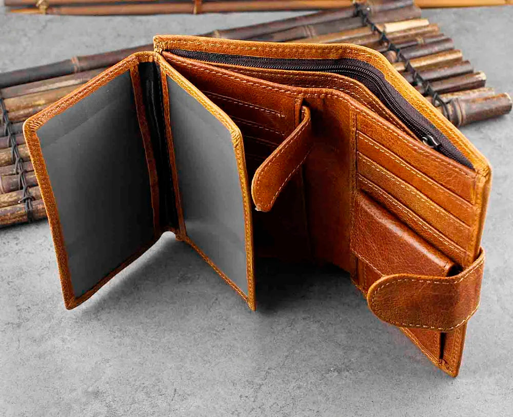 Real Leather Short Hasp Wallet Men Brown