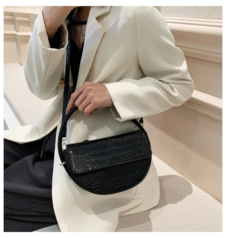 Crocodile Pattern Women's Shoulder Bag Crossbody Bag Small Saddle Handbag