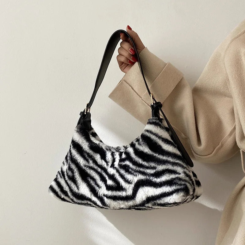 Half Moon Crossbody Bag for Women, Shoulder Handbag