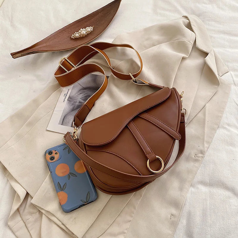 Retro Saddle Bag PU Leather Shoulder Bag Multi-Chain Handbag Khaki