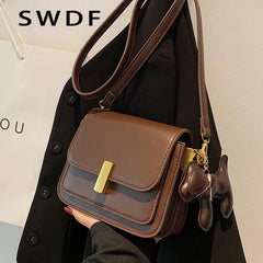 Chic Leather Crossbody Bag with Pockets