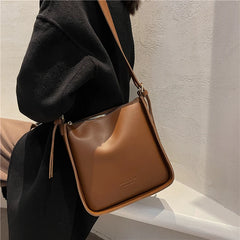 Vintage Wide Strap Shoulder Bags For Women Large Capacity Work Crossbody